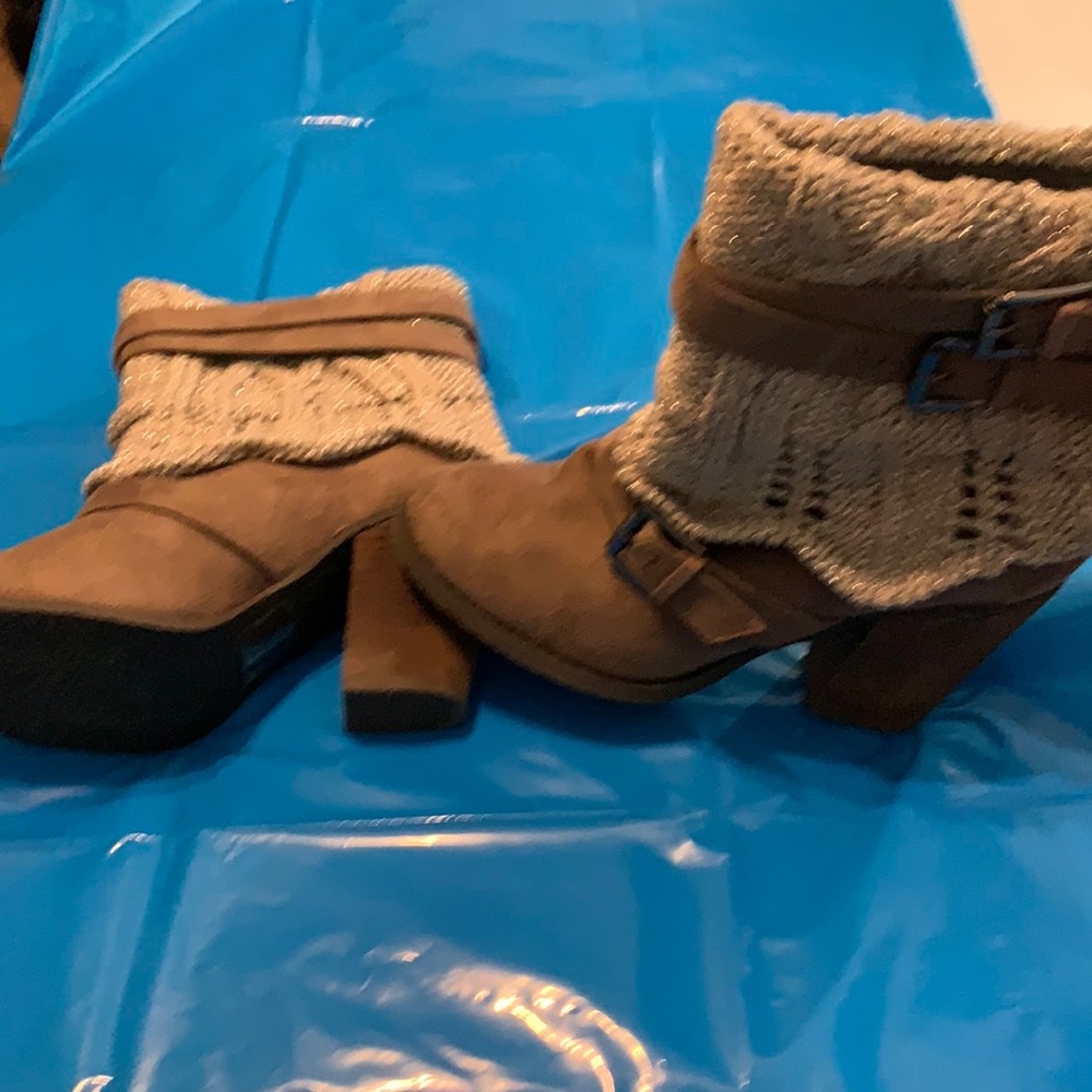 Ankle boots